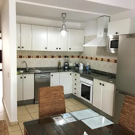 Apartment With 2 Bedrooms In Punta Mujeres With Wifi Appartement